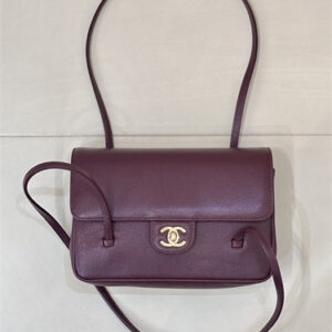 Chanel 26P Preppy Coco Small Flap bag Grained Calfskin Gold-Tone Metal Burgundy AS6130 TOP