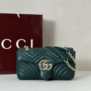 Gu.cci GG Marmont medium shoulder bag matelassé chevron lambskin leather Light gold-toned hardware Green 837267