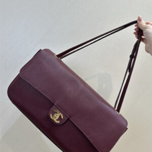 Chanel Maxi Flap Bag Medium Grained Calfskin & Gold Tone Metal Burgundy AS6231 TOP