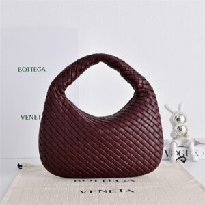 BV Small Veneta Shoulder Bag In Lambskin