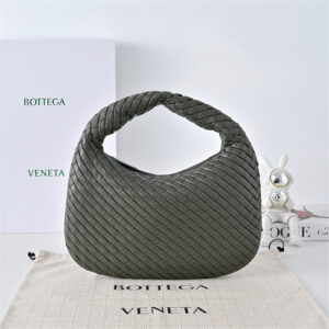 BV Small Veneta Shoulder Bag In Lambskin