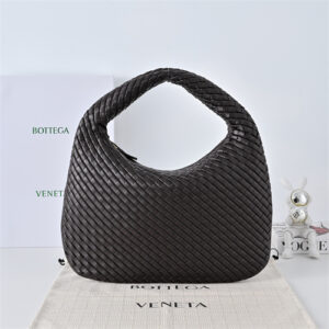 BV  Veneta Shoulder Bag In Lambskin