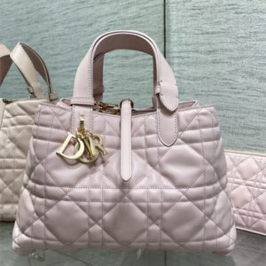 CD MEDIUM TOUJOURS BAG Macrocannage Calfskin Pink