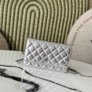 Chanel Wallet On Chain Iridescent Silver Lambskin Silver Tone Metal AP0250